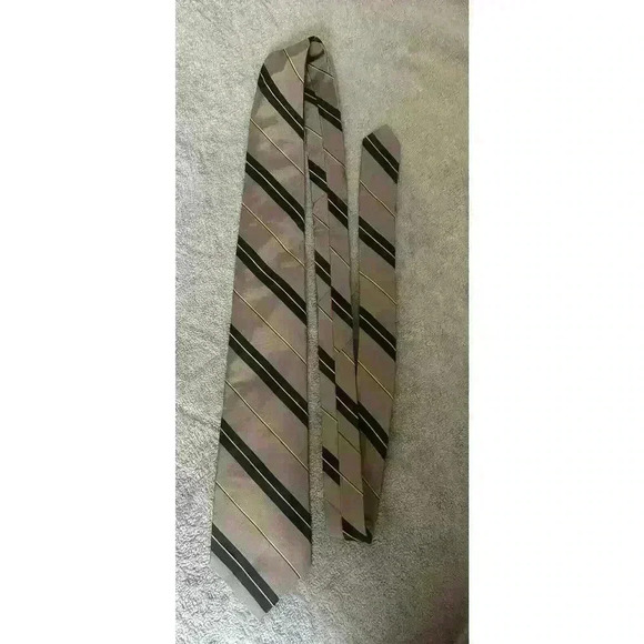 Vintage Christian Dior Mens Tie Black Silk Striped Made in USA Classic Preppy - Picture 2 of 4